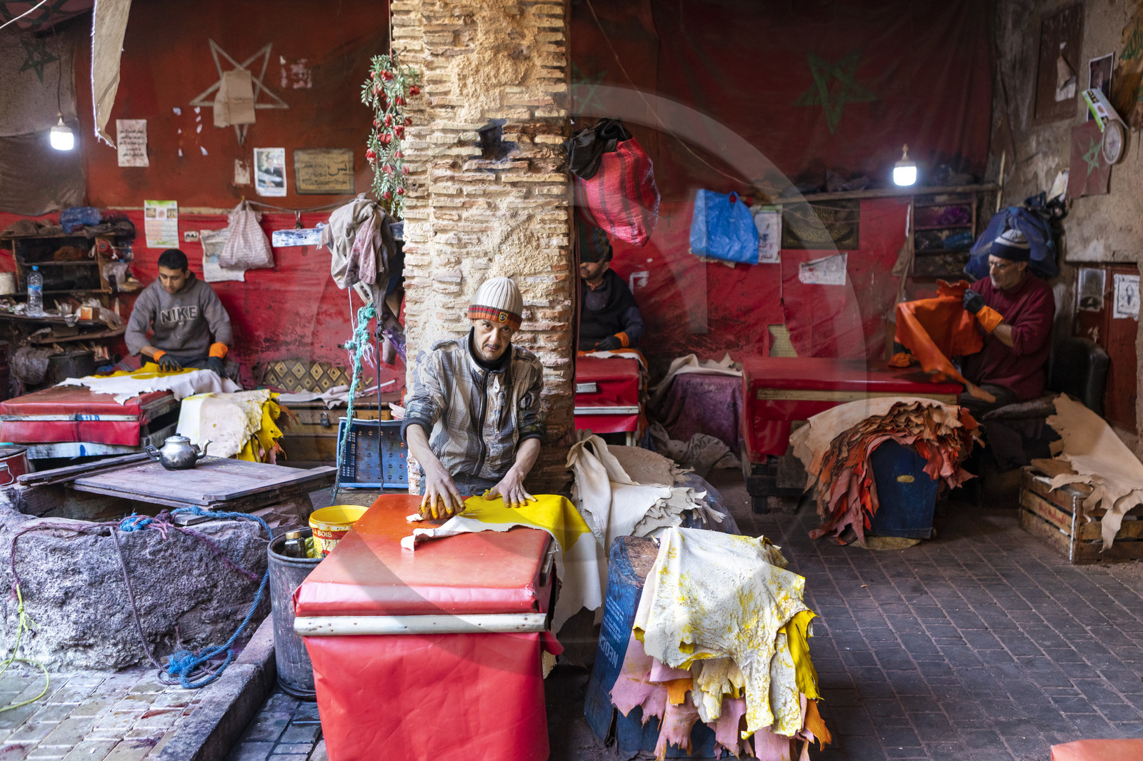 Atelier de teinture à Fès au Maroc