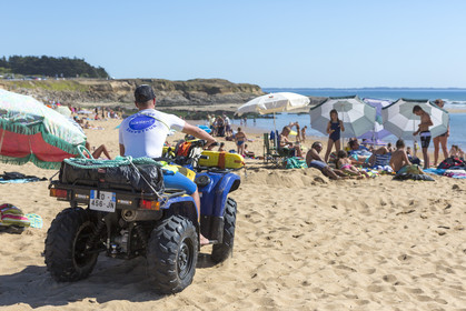 Surveillance des plages. Plage de la Falaise à Guidel.