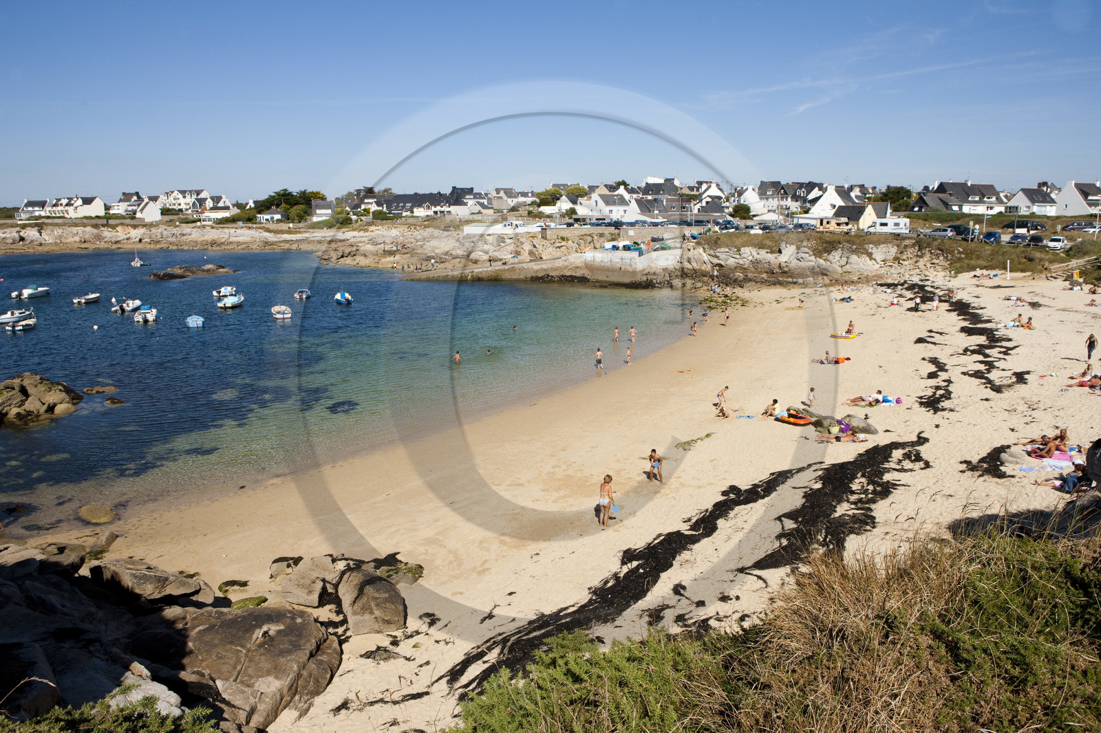 Le port et la plage de Kerroch - Ploemeur.