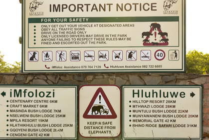 Panneaux d'indications_Parc HluHluwe-iMfolozi en Afrique du Sud