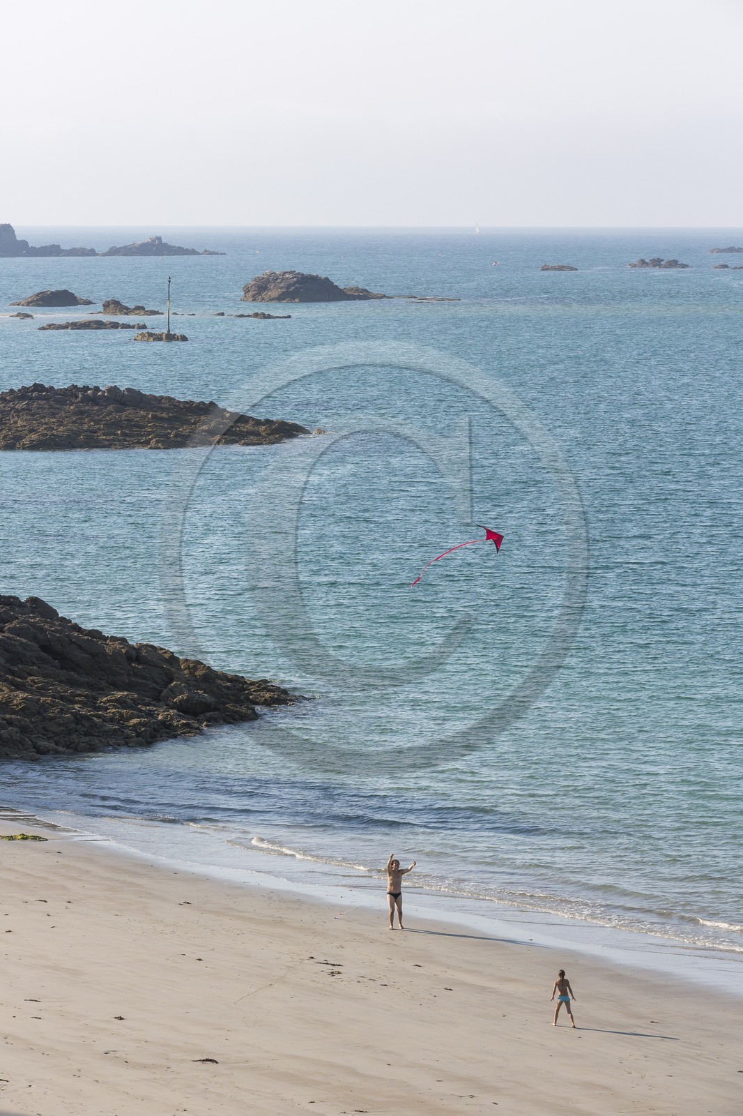 La plage du Rougeret à Saint-Jacut de la Mer ( 22 ).