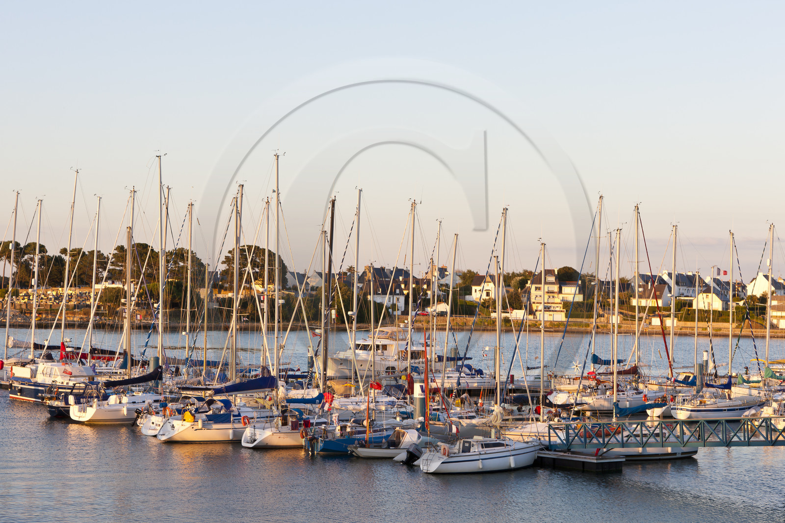 Le port de la pointe _ Port-Louis