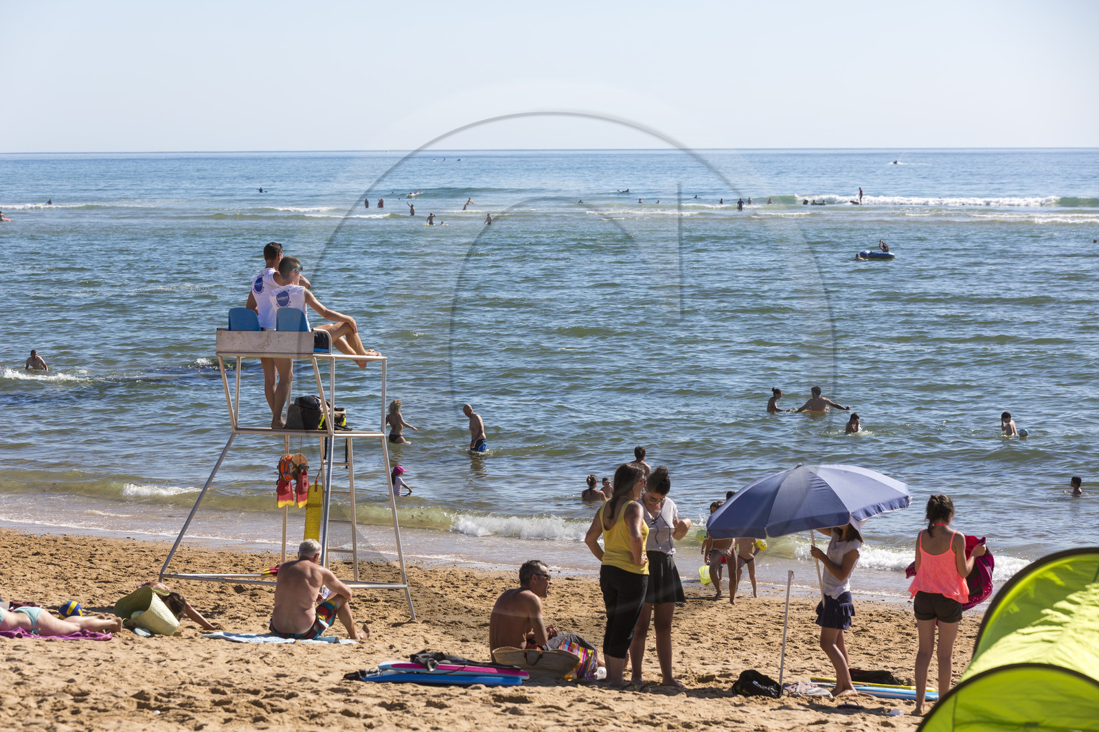 Surveillance des plages. Plage de la Falaise à Guidel.