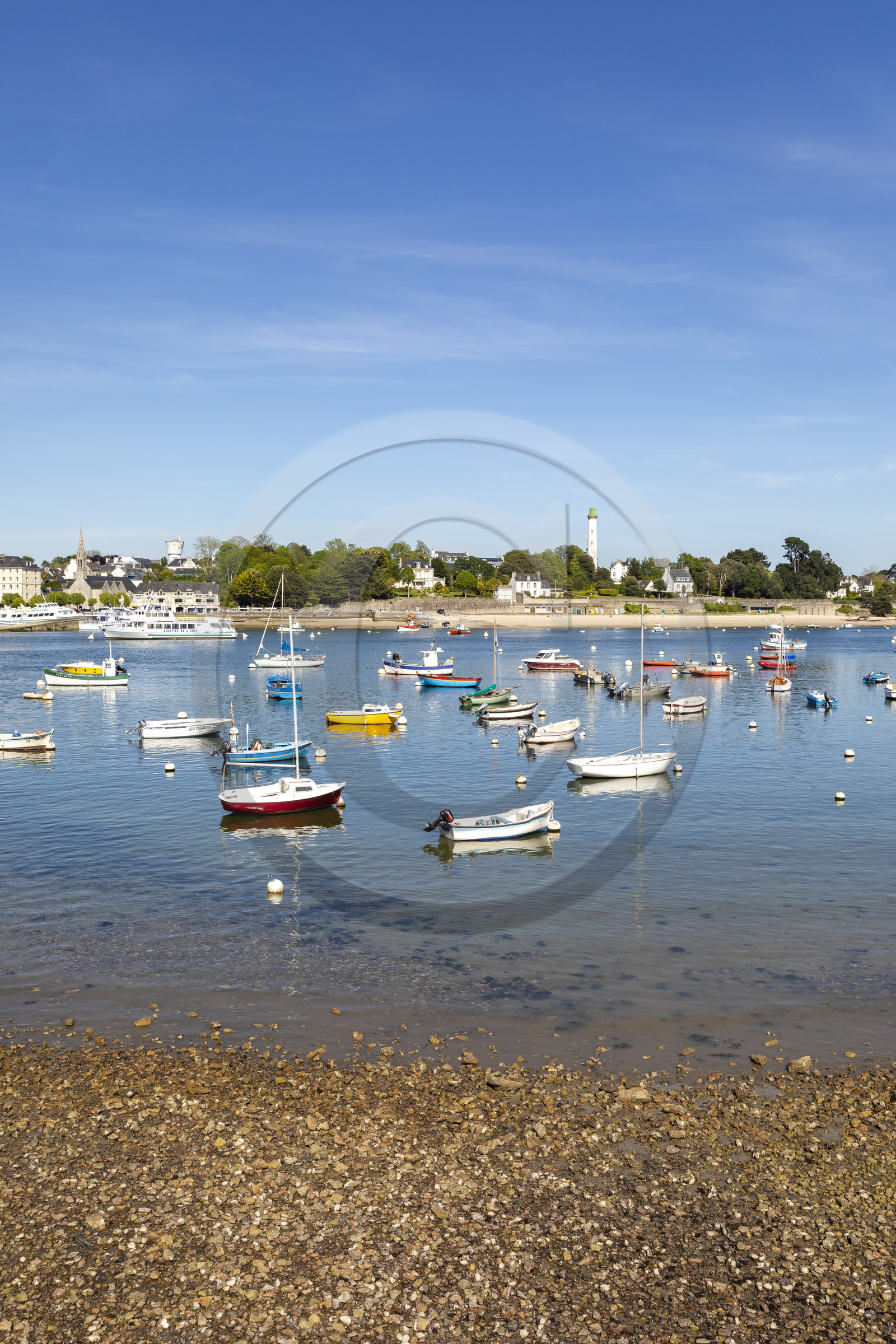 Le port de Sainte-Marine sur la rive droite de l'Odet