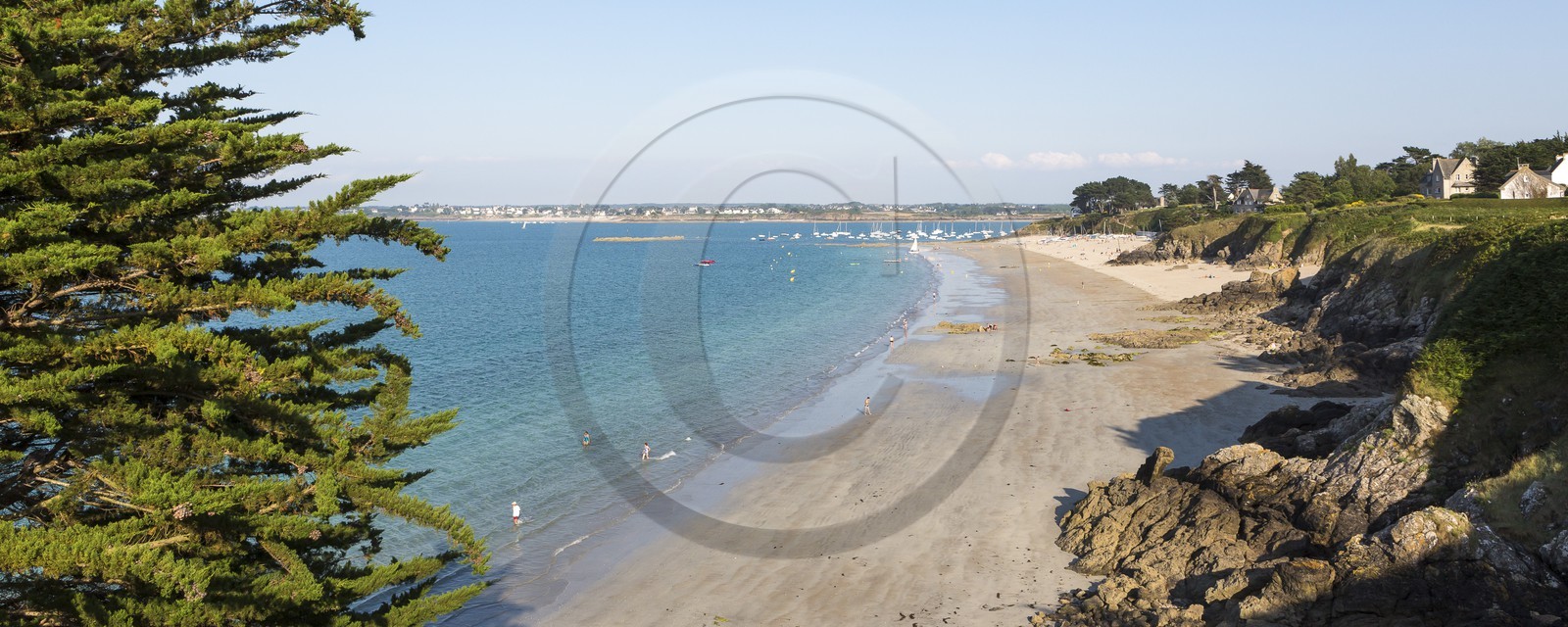 La plage du Rougeret à Saint-Jacut de la Mer ( 22 ).