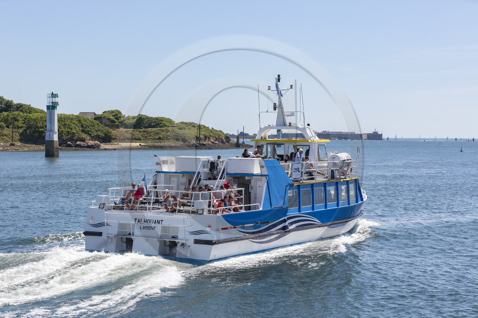 90 ans du port de Keroman à Lorient _ liaison bateau-bus dans la rade de Lorient.
