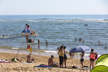 Surveillance des plages. Plage de la Falaise à Guidel.