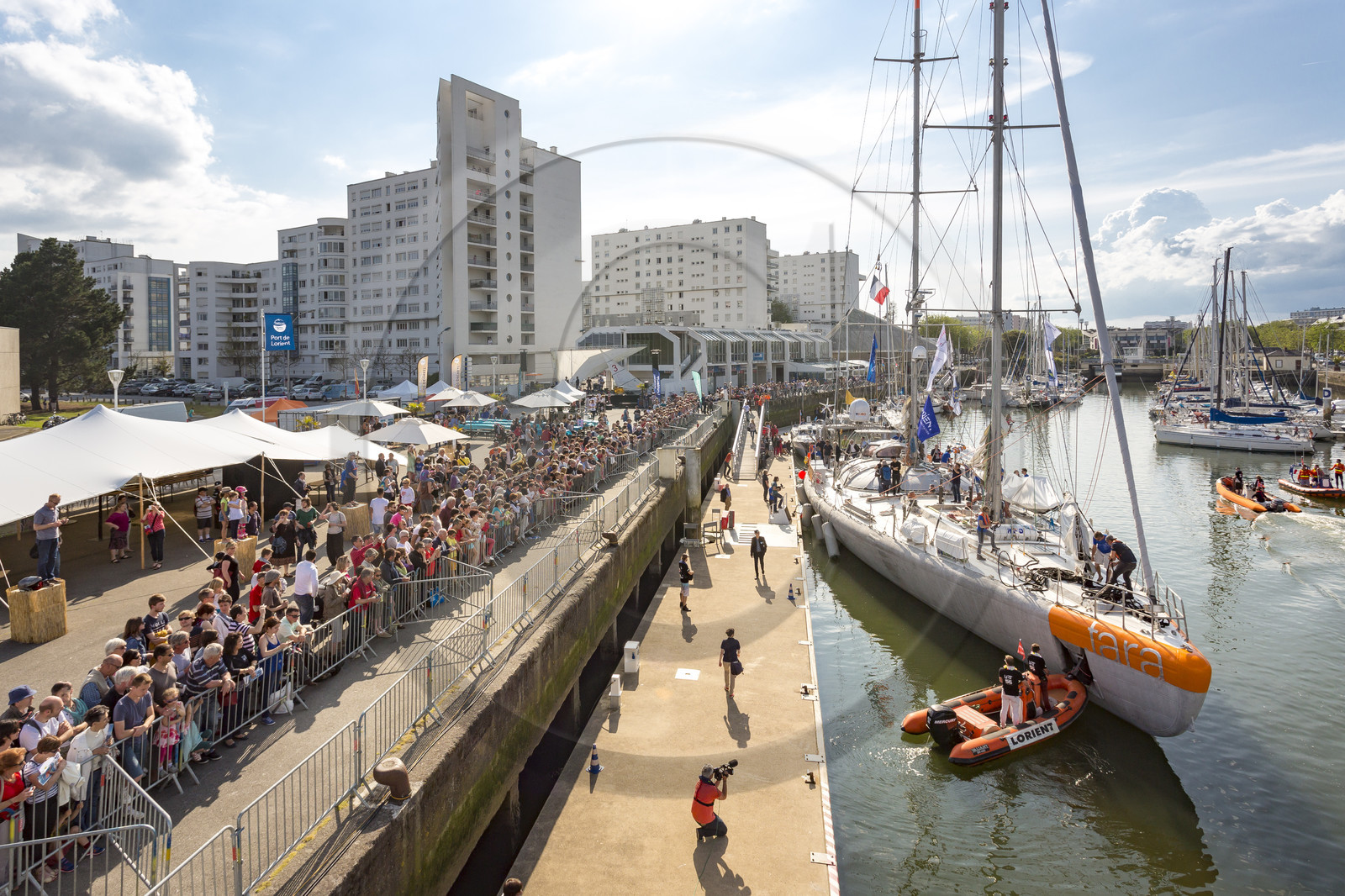 28 Mai 2016, départ du Tara du port de Lorient.