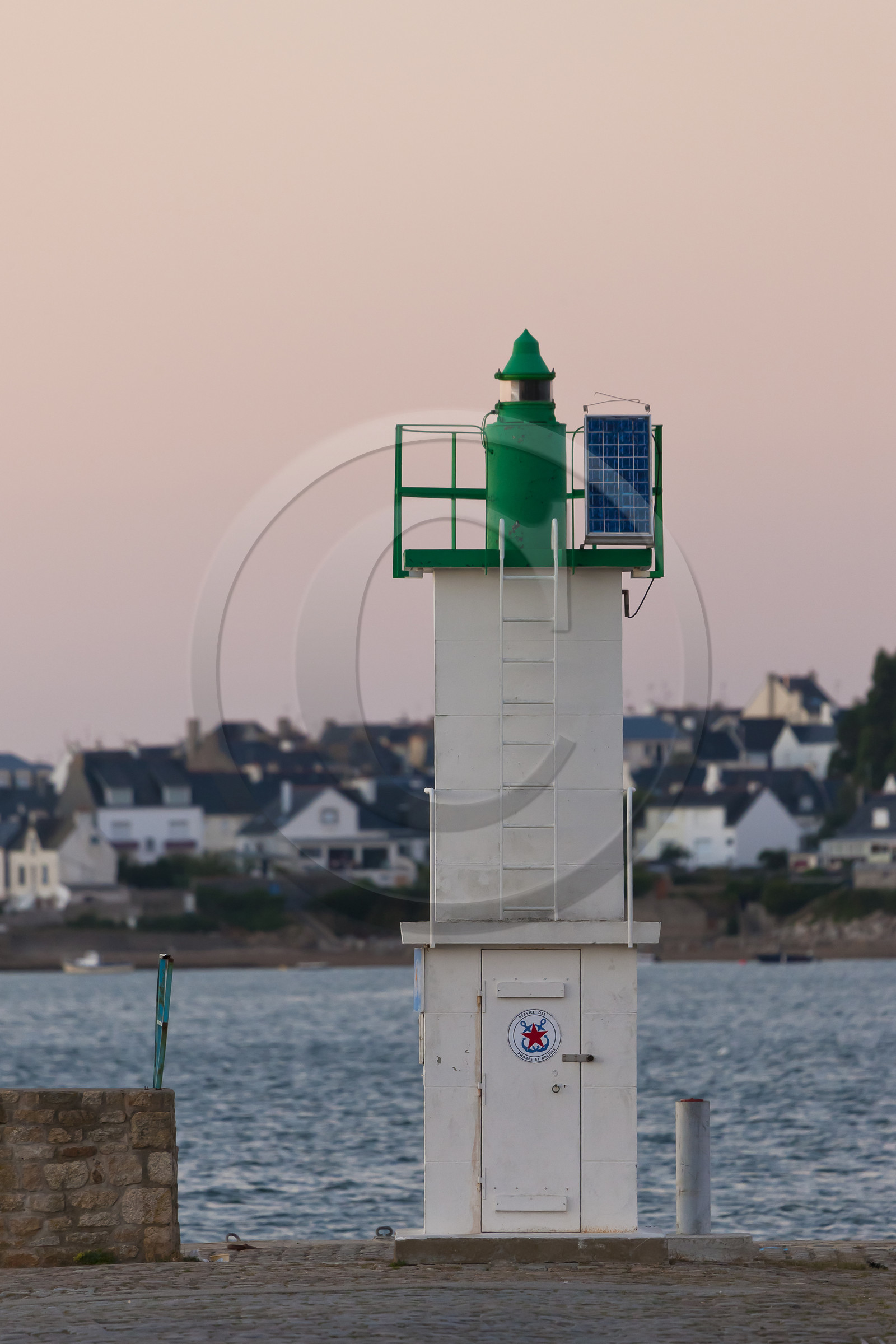 Le port de la pointe _ Port-Louis