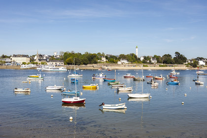Le port de Sainte-Marine sur la rive droite de l'Odet