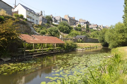 Ancien Lavoir _ Parc du pré Rolland, Plancoët ( 22 ).