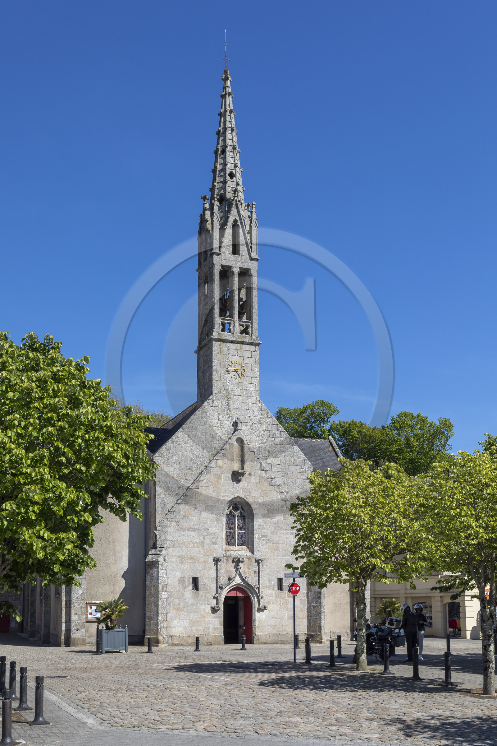 Église Saint-Thomas-Becket à Bénodet