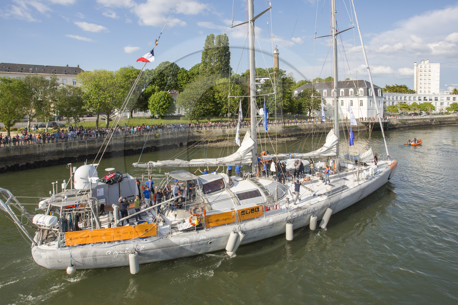 28 Mai 2016, départ du Tara du port de Lorient.