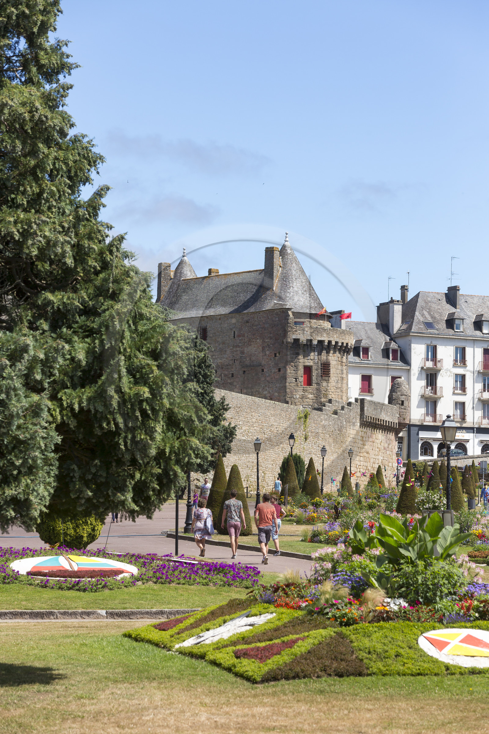 Les tours Bro Erec'h _ Hennebont