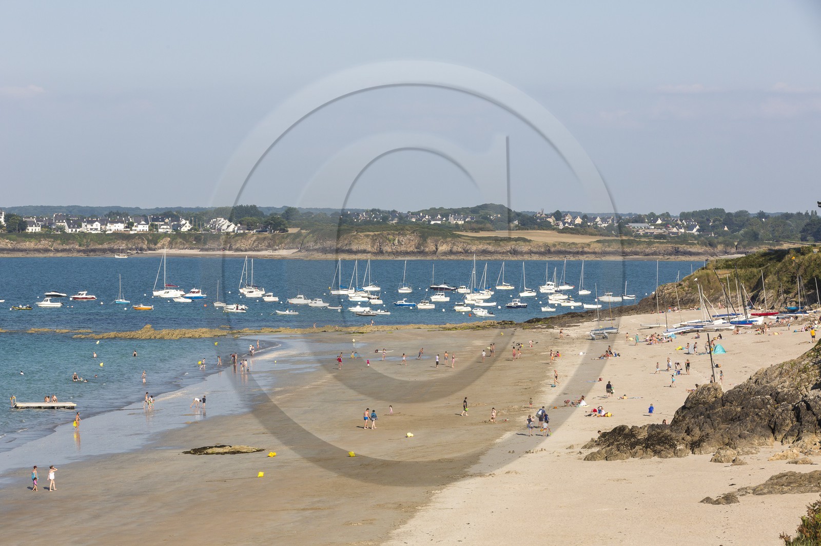 La plage du Rougeret à Saint-Jacut de la Mer ( 22 ).
