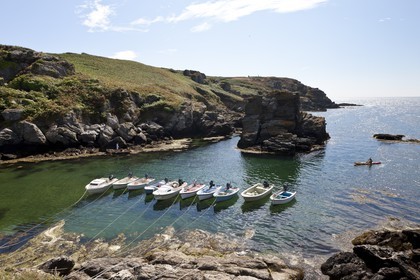 La crique du port Saint Nicolas
