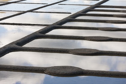 Les marais salant du site de Kervillen. La Trinite sur mer