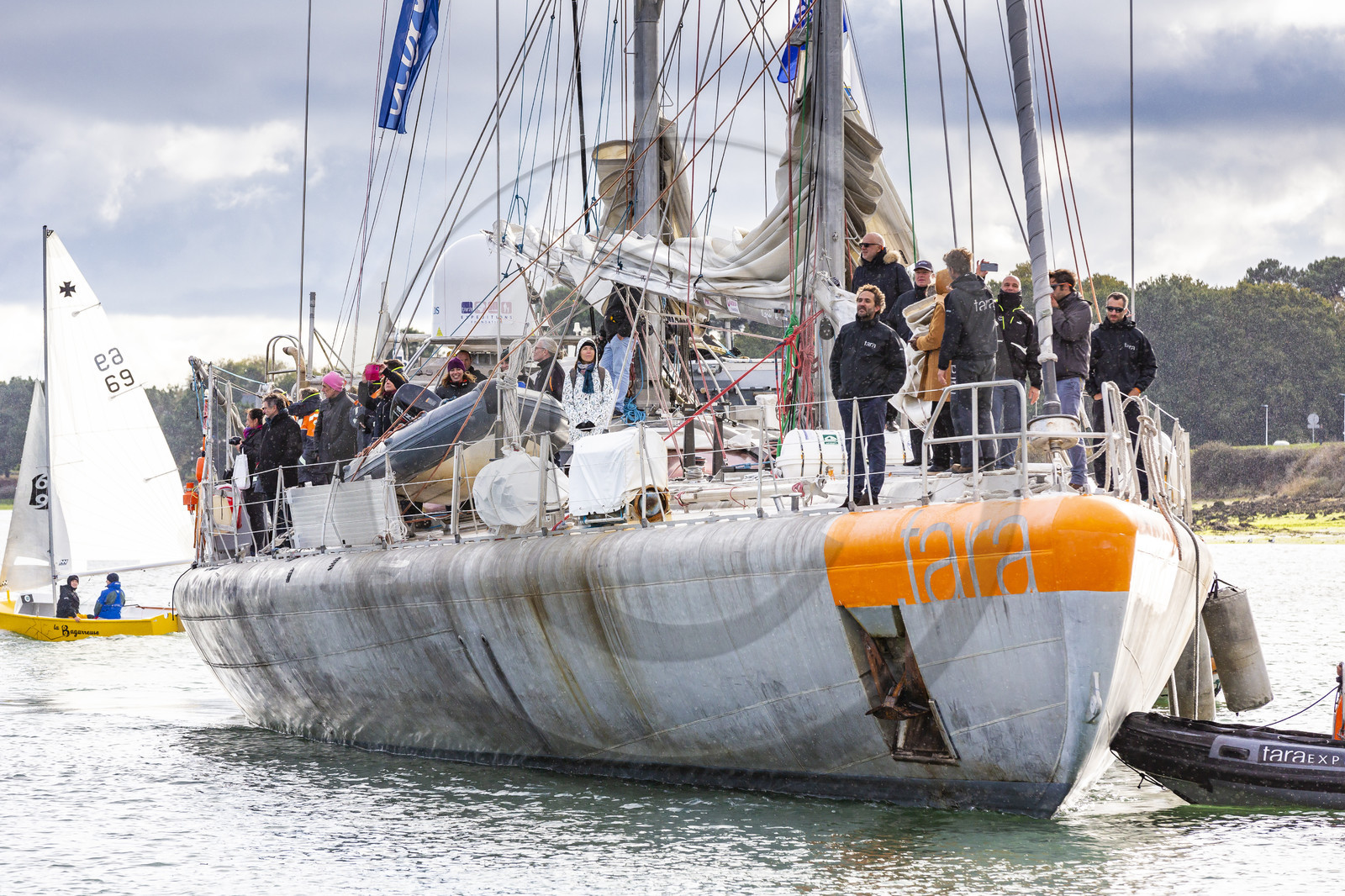 Lorient le 27 Octobre 2018 _ Arrivée du Tara à la Base de sous-marins de Lorient.