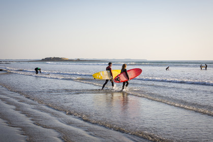 Surf sur la plages du Loch à Guidel