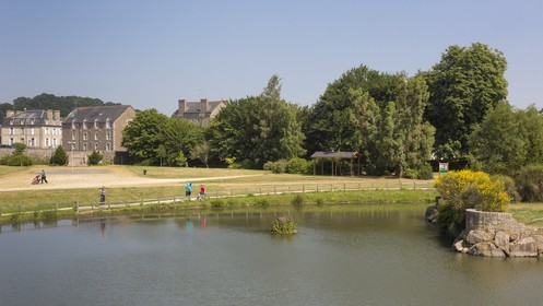 Parc du pré Rolland, Plancoët ( 22 ).