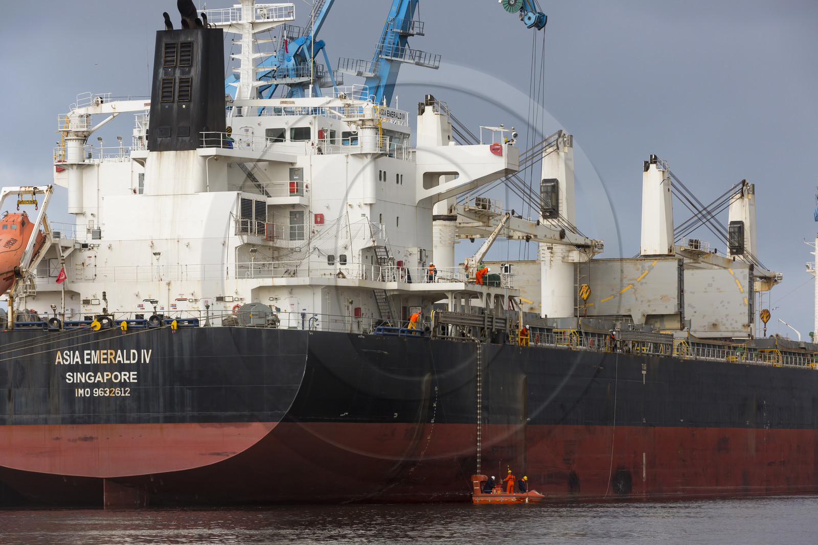 Rade de Lorient, Port de commerce