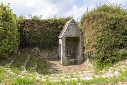 La fontaine St Divy _ Lanbédia