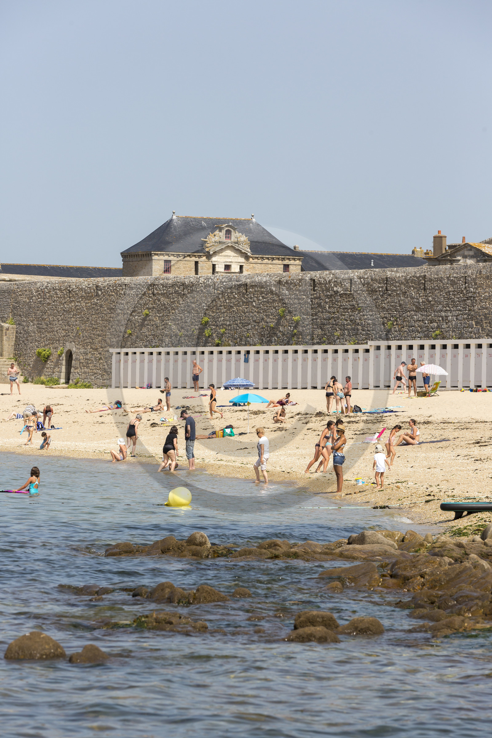 La plage des Pâtis à Port-Louis